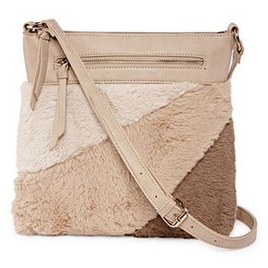 NWT
Latique Fur-Tastic Large Crossbody Bag